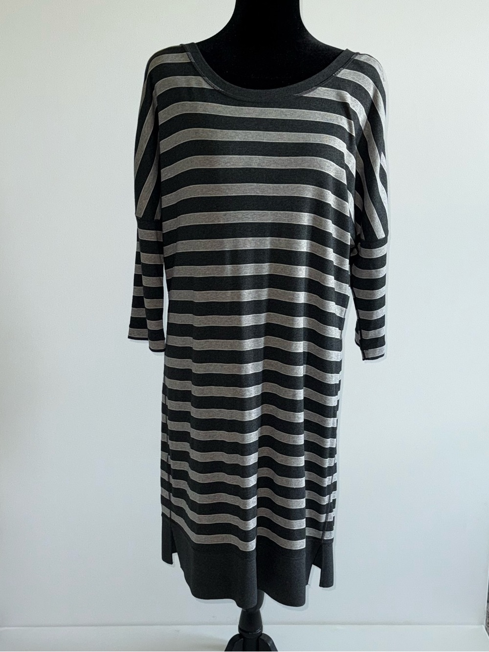 Tommy Bahama Striped Knit T-Shirt Dress Gray Black Women's M